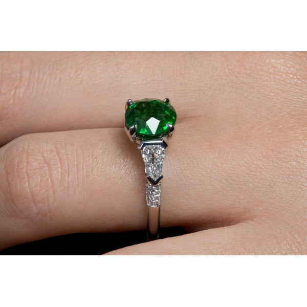 1.25ct Green Diamond 3 Stone Round Engagement Ring 14k White Gold