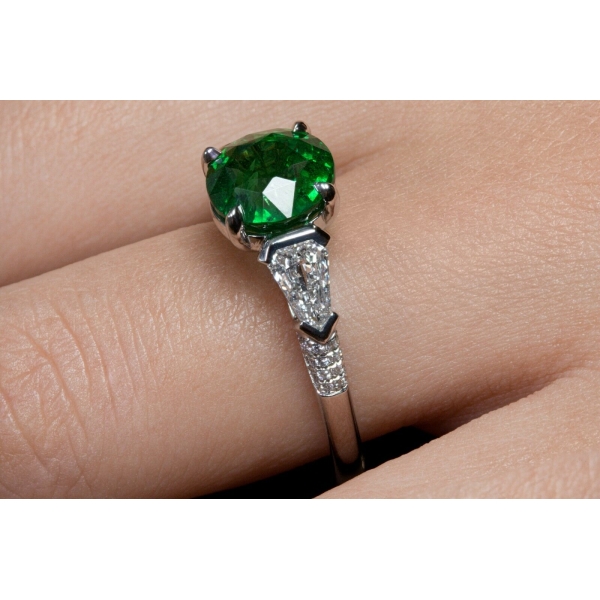 Dazzling Vivid Green Tourmaline Halo Setting Engagement Ring Gift For Her  In 925 Silver – YANA SILVER