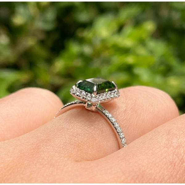 Art Deco 18ct White Gold & Platinum, Green Tourmaline & Diamond Ring (460S)  | The Antique Jewellery Company